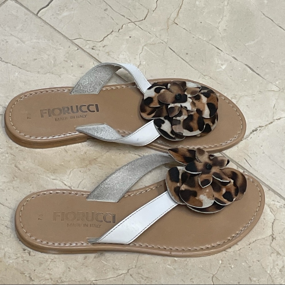FIORUCCI Sandals!